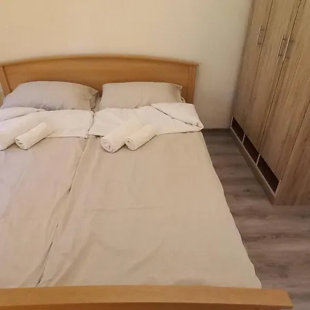 Alisa Dbn Apartmán *