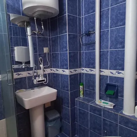 Alisa Dbn アパート