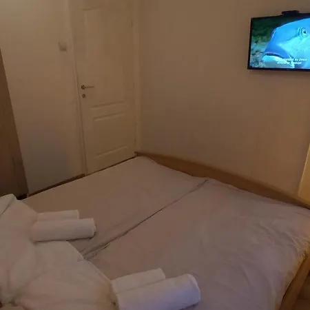 Alisa Dbn Apartment